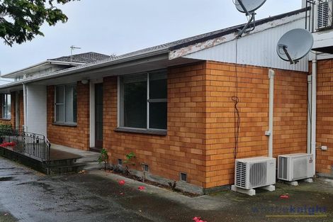 Photo of property in 2/7 Division Street, Riccarton, Christchurch, 8041
