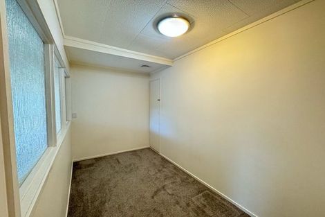 Photo of property in 1/62 Stapleford Crescent, Browns Bay, Auckland, 0630