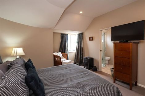 Photo of property in 43 Carlton Mill Road, Merivale, Christchurch, 8014