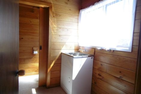 Photo of property in 56 Kennedy Avenue, Forrest Hill, Auckland, 0620