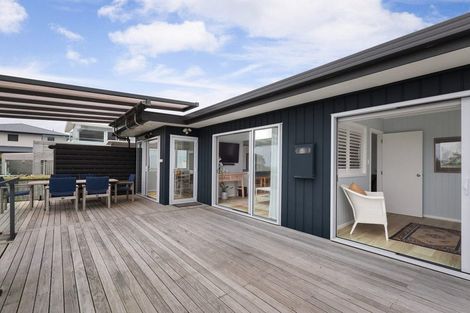 Photo of property in 138 Seaforth Road, Waihi Beach, 3611