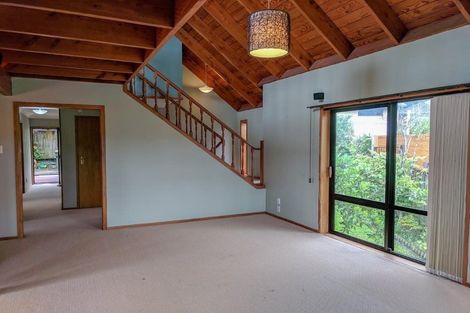 Photo of property in 29 Marina View Drive, West Harbour, Auckland, 0618