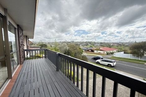 Photo of property in 70 Glencoe Road, Browns Bay, Auckland, 0630
