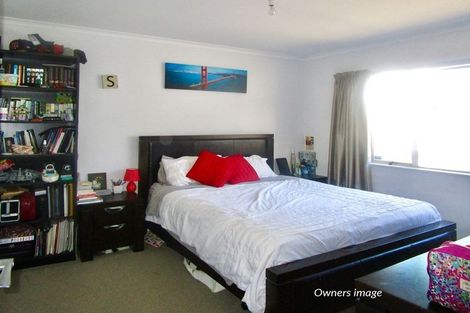 Photo of property in 4 Poaka Avenue, Takanini, 2112