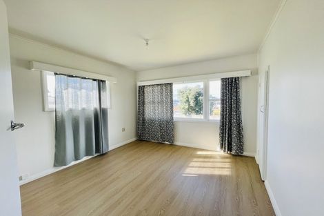 Photo of property in 8 Ross Avenue, Papatoetoe, Auckland, 2025