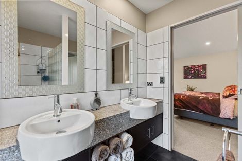 Photo of property in 41 Manuherikia Road, Alexandra, 9320