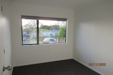 Photo of property in 27 Brougham Place, West Harbour, Auckland, 0618