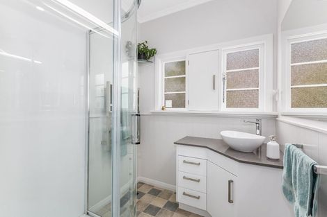 Photo of property in 150 Waiwhetu Road, Waterloo, Lower Hutt, 5011