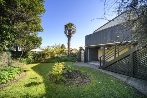 Photo of property in 1 Hurley Place, Awapuni, Palmerston North, 4412