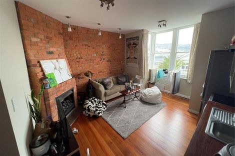 Photo of property in 77 Brougham Street, Mount Victoria, Wellington, 6011