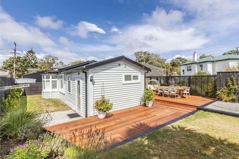 Photo of property in 10 Tarawera Road, Johnsonville, Wellington, 6037
