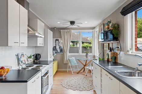 Photo of property in 4 Doreen Street, Aranui, Christchurch, 8061