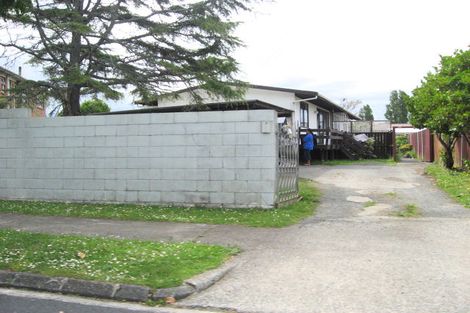 Photo of property in 12 Idlewild Avenue, Mangere, Auckland, 2022