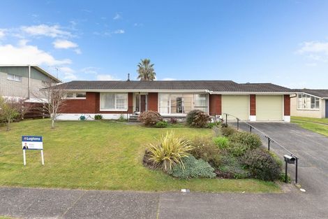 Photo of property in 3 Hillary Street, Chedworth, Hamilton, 3210