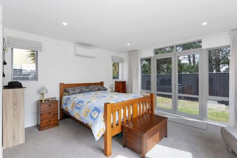 Photo of property in 23 Amoka Crescent, Parklands, Christchurch, 8083