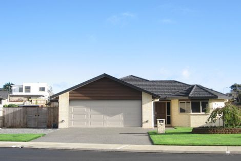 Photo of property in 56 Margaret Road, Raumati Beach, Paraparaumu, 5032