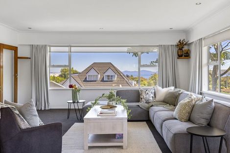 Photo of property in 5 Te Hatepe Avenue, Taupo, 3330