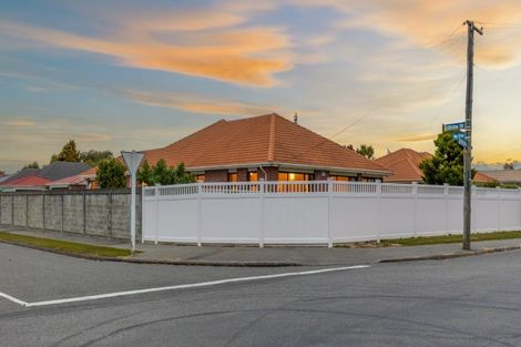 Photo of property in 18 Voss Street, Shirley, Christchurch, 8013