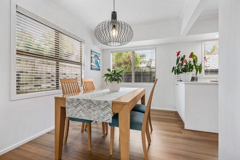 Photo of property in 92c Nelson Street, Howick, Auckland, 2014
