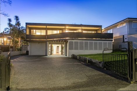 Photo of property in 3 Dunraven Place, Torbay, Auckland, 0630