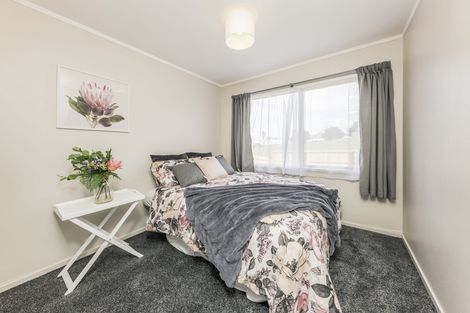 Photo of property in 3/136 Shifnal Drive, Randwick Park, Auckland, 2105