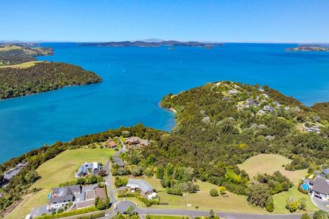 Photo of property in 14 Kotare Place, Sandspit, Warkworth, 0982