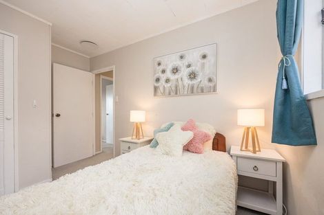 Photo of property in 98 Gallony Avenue, Massey, Auckland, 0614