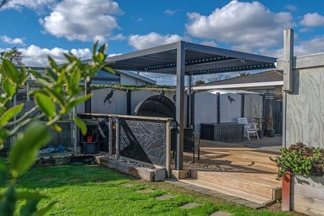 Photo of property in 77 Herbert Avenue, Cloverlea, Palmerston North, 4412