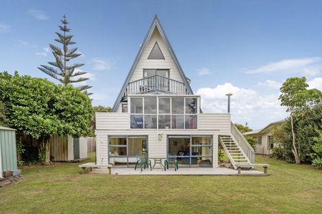 Photo of property in 55 Oyster Drive, Cooks Beach, Whitianga, 3591