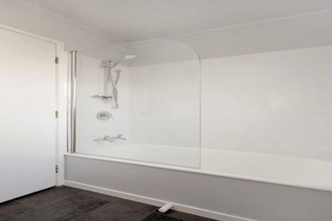 Photo of property in 2/37 John Walker Drive, Manurewa, Auckland, 2102