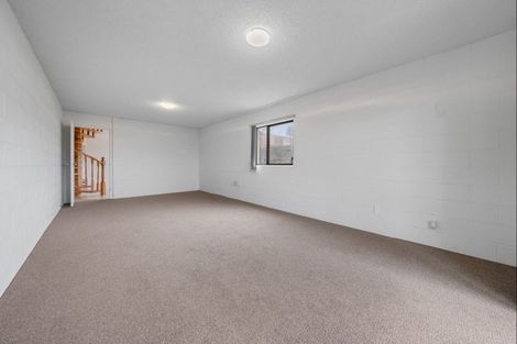 Photo of property in 12b Bronte Place, Whalers Gate, New Plymouth, 4310