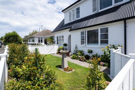 Photo of property in 6 Coleman Terrace, Hospital Hill, Napier, 4110