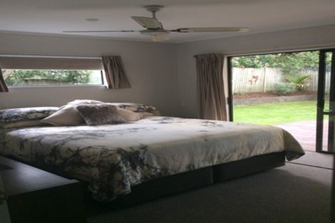 Photo of property in 7 Tokay Place, Huapai, Kumeu, 0810