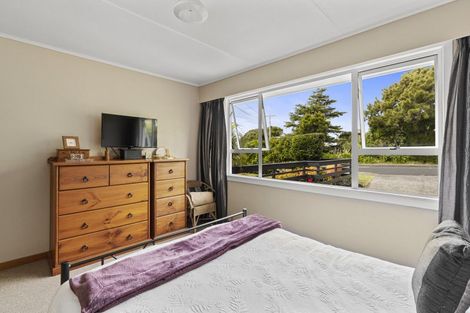 Photo of property in 230 Frankley Road, Frankleigh Park, New Plymouth, 4310
