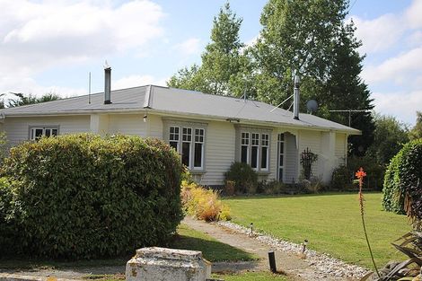 Photo of property in 260 Jacks Hill Road, Te Houka, Balclutha, 9273