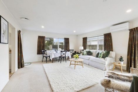 Photo of property in 4/63 Main Road, Titahi Bay, Porirua, 5022