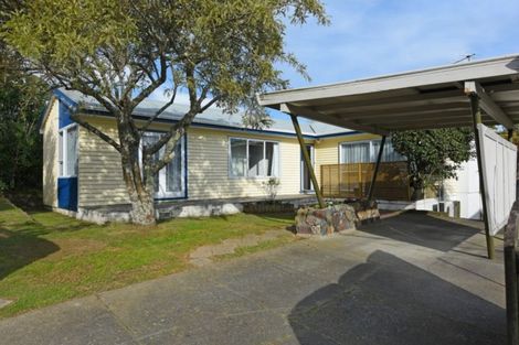 Photo of property in 64 Thomas Street, Stokes Valley, Lower Hutt, 5019