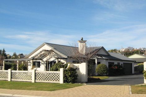 Photo of property in 19 Meadowstone Drive, Wanaka, 9305