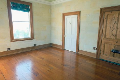 Photo of property in 1 Ure Street, South Hill, Oamaru, 9400