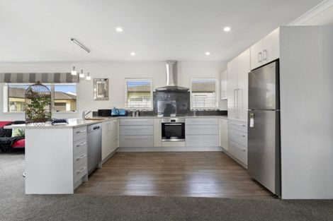 Photo of property in 4 Harmens Way, Greerton, Tauranga, 3112