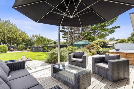 Photo of property in 51 Gawler Street, Te Horo Beach, Otaki, 5581