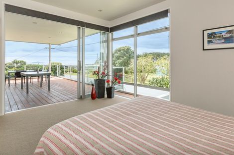 Photo of property in 23 Wehiwehi Road, Matapouri, Whangarei, 0173