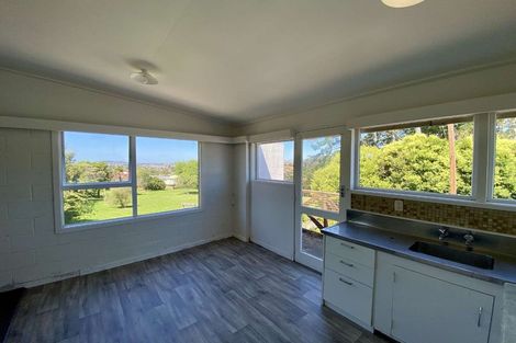 Photo of property in 40 West Coast Road, Glen Eden, Auckland, 0602