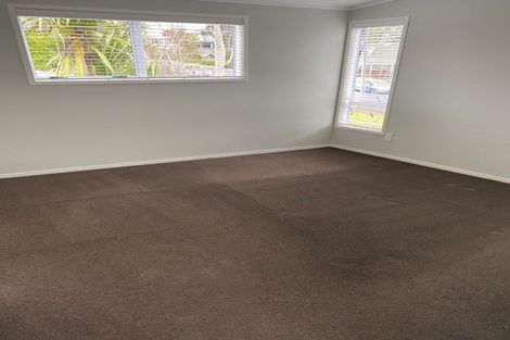 Photo of property in 4 Wharf Road, Te Atatu Peninsula, Auckland, 0610