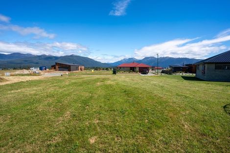 Photo of property in 52 Burnby Drive, Te Anau, 9679