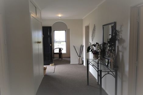 Photo of property in 47 Jaemont Avenue, Te Atatu South, Auckland, 0610