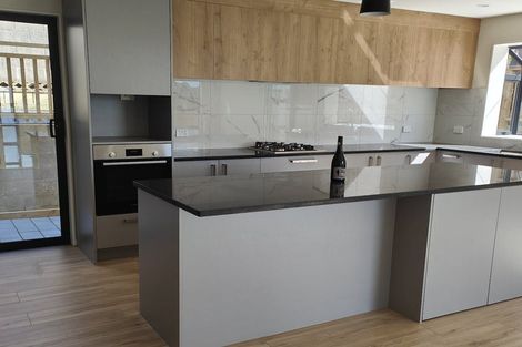 Photo of property in 46a Oakdale Road, Mount Roskill, Auckland, 1041