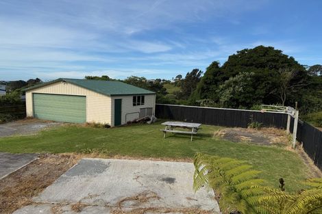 Photo of property in 110a Riversdale Drive, Merrilands, New Plymouth, 4312