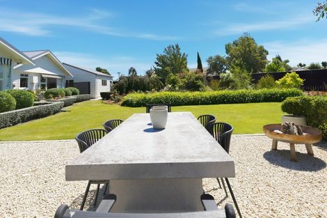 Photo of property in 2 Church Street, Amberley, 7410