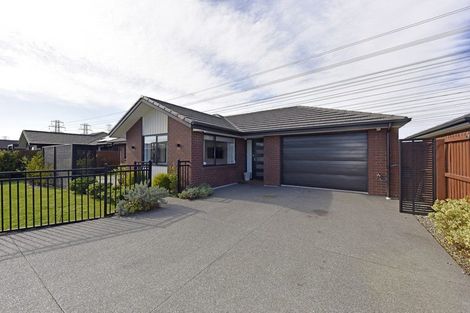 Photo of property in 19 Arabella Crescent, Yaldhurst, Christchurch, 8042